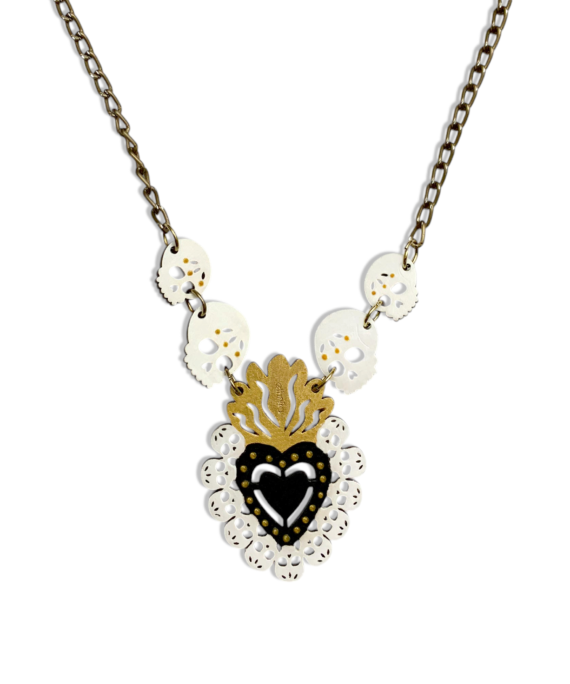 COLLAR CORAZON CALAVERA BLANCO